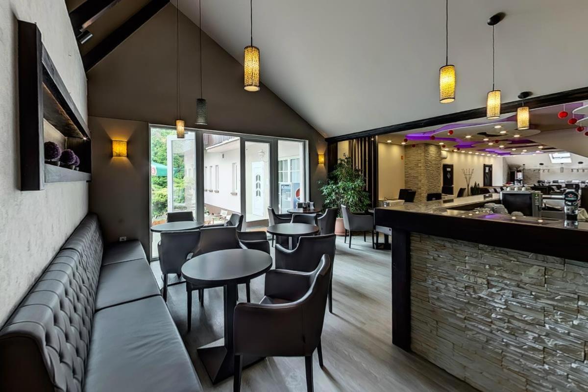 Oazis Wellness Panzio Hotel