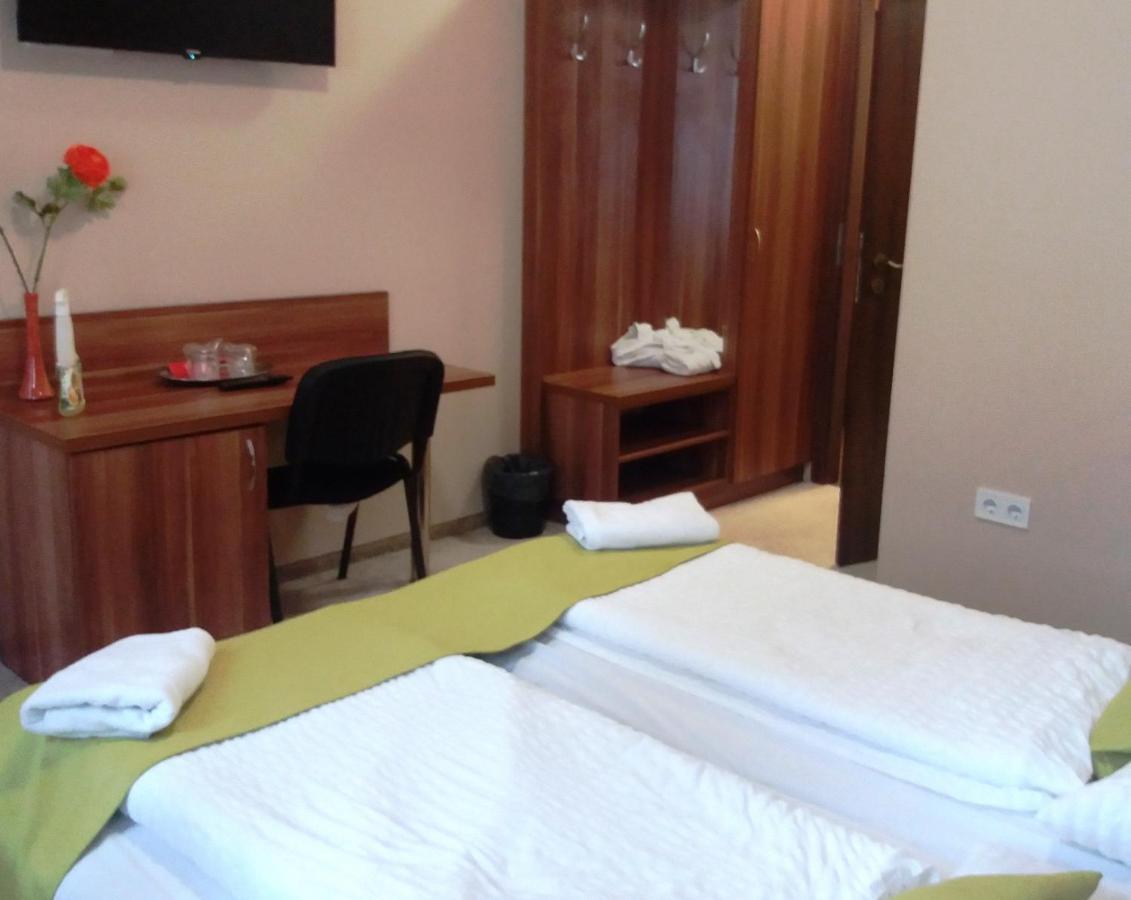 Oazis Wellness Panzio 3* Szigetszentmiklós